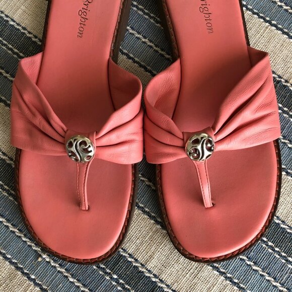 Brighton Thong Style Slip On Sandals Silver Plated Metal Embellishment Pink Sz 7 - Picture 7 of 11